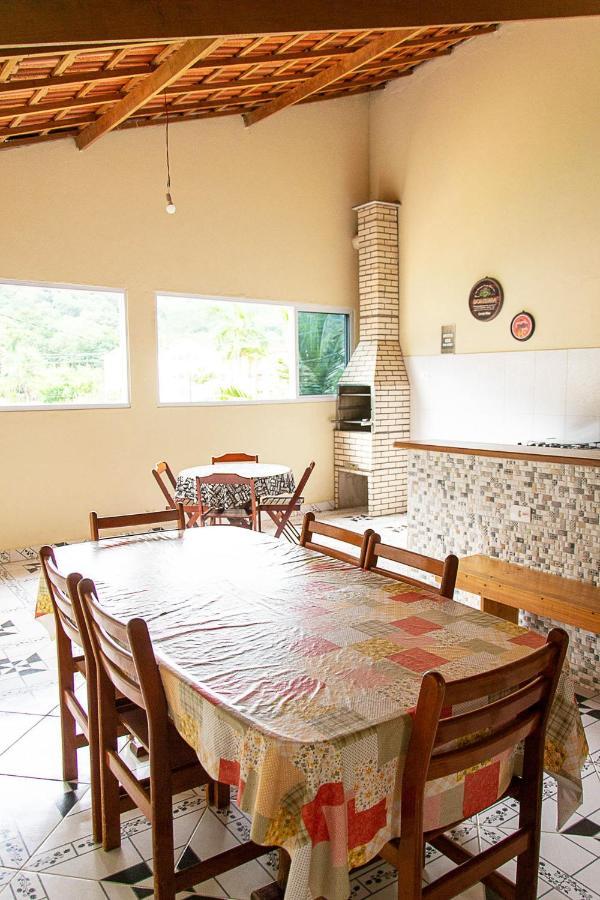 Incrivel Casa Com Churrasqueira Em Ubatuba, Sp Esterno foto